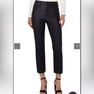 NWT Liverpool Los Angeles
Kennedy High Rise Straight Leg Crop, Black Coated
